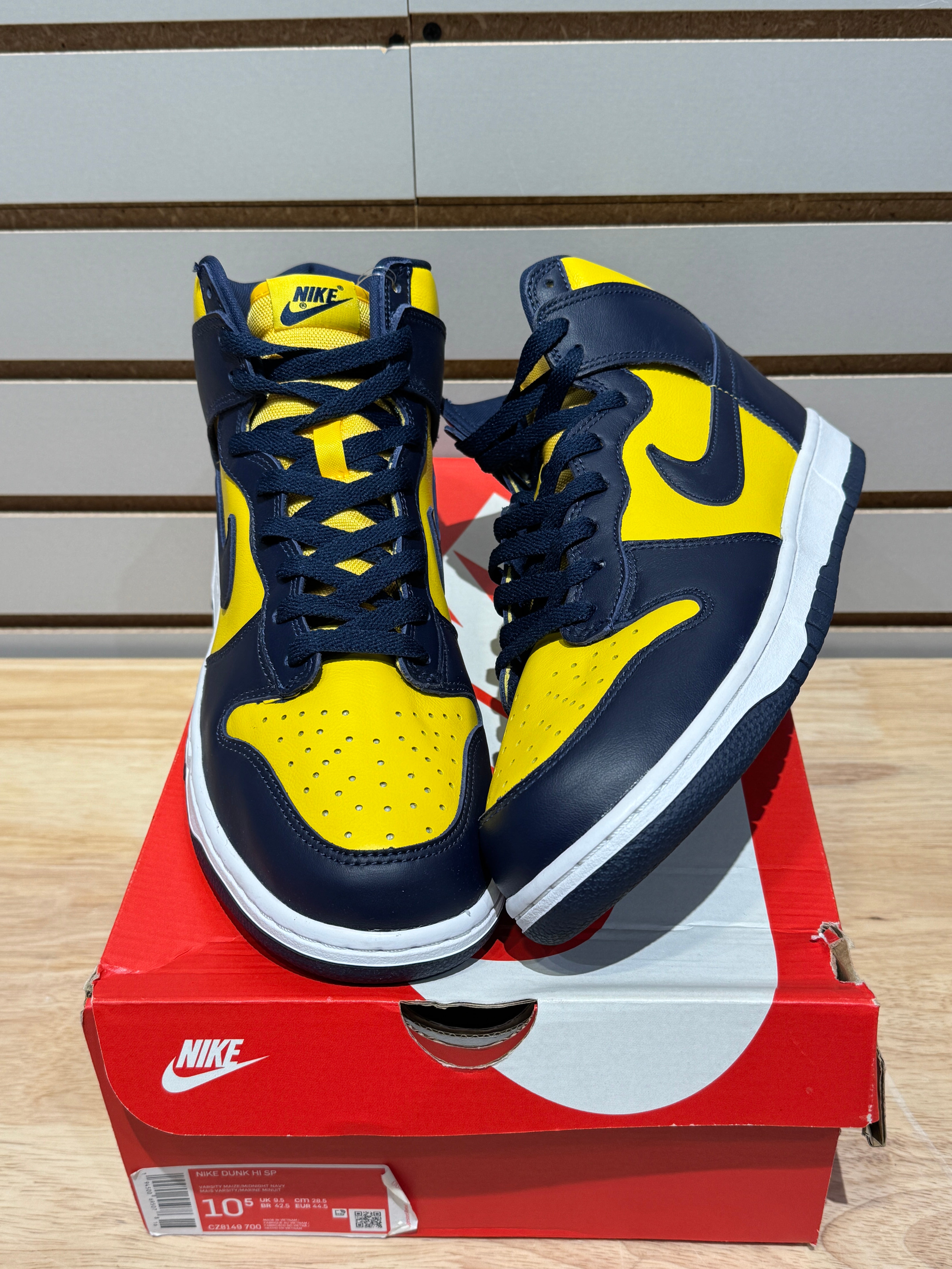 Nike Dunk High Michigan (2020) Sz 10.5 – Sneak City