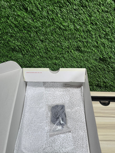 Jordan 3 Retro Muslin Sz 7M