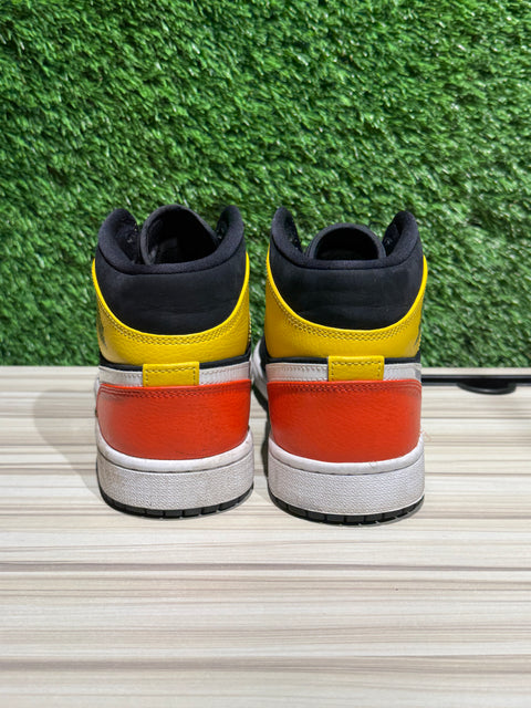 Jordan 1 Mid Black Amarillo Orange Sz 8.5M