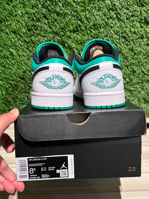 Jordan 1 Low White Lucky Green Black Sz 8.5M