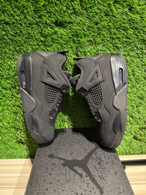 Jordan 4 Retro Black Cat (2025) (GS) Sz 6Y