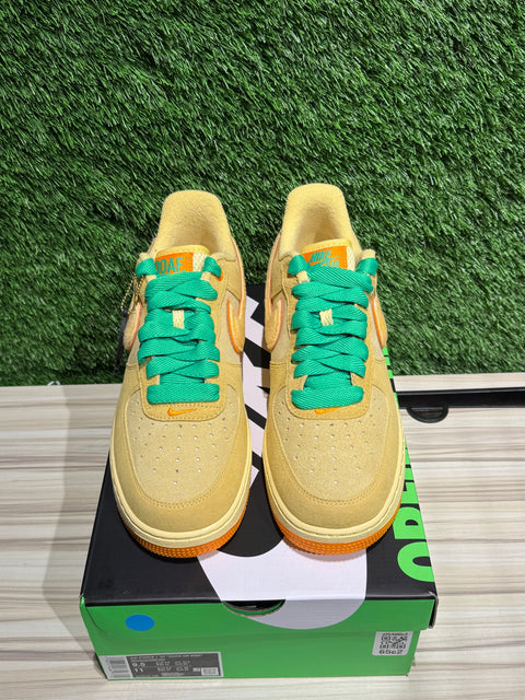 Nike Air Force 1 Low Ducks of a Feather University of Oregon Duck or Egg Sz 9.5M