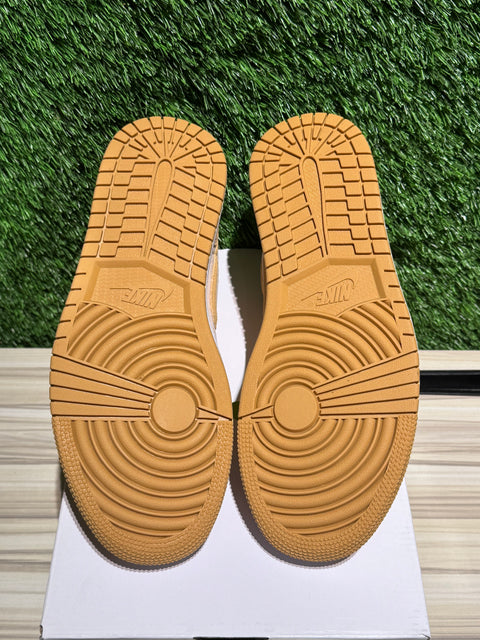 Jordan 1 Low SE Twine Orange Quartz Corduroy (Women's) Sz 9W/7.5M