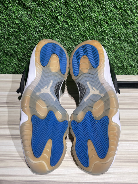 Jordan 11 Retro Low Space Jam Sz 9