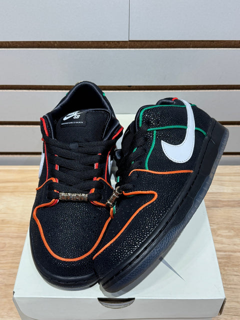 Nike SB Dunk Low Bronx Girls Skate Sz 9.5