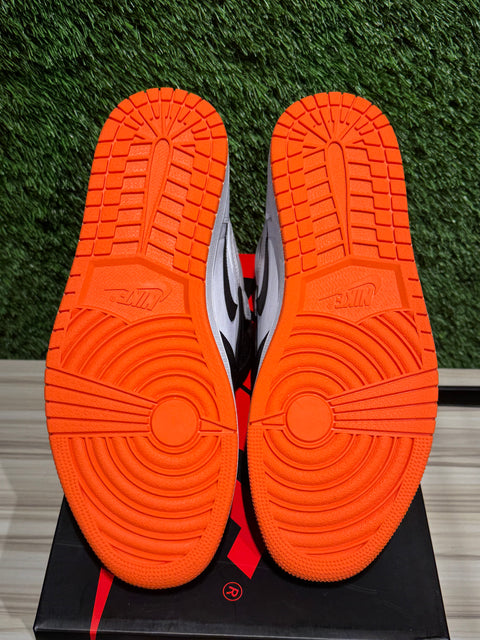 Jordan 1 Retro High Electro Orange Sz 12M