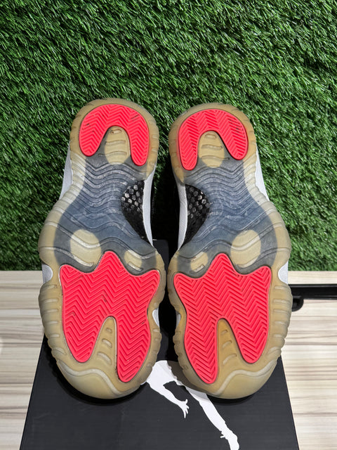 Jordan 11 Retro Low Infrared Sz 8.5M