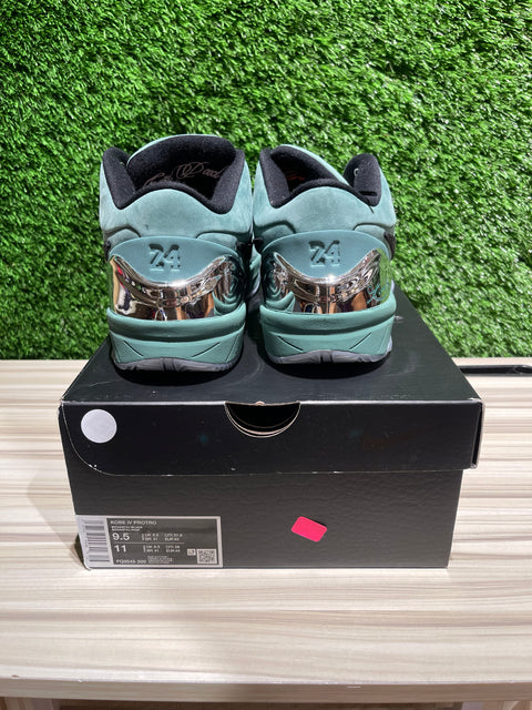 Nike Kobe 4 Protro Girl Dad Sz 9.5
