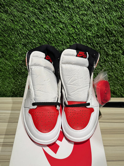 Jordan 1 Retro High OG Heritage Sz 8