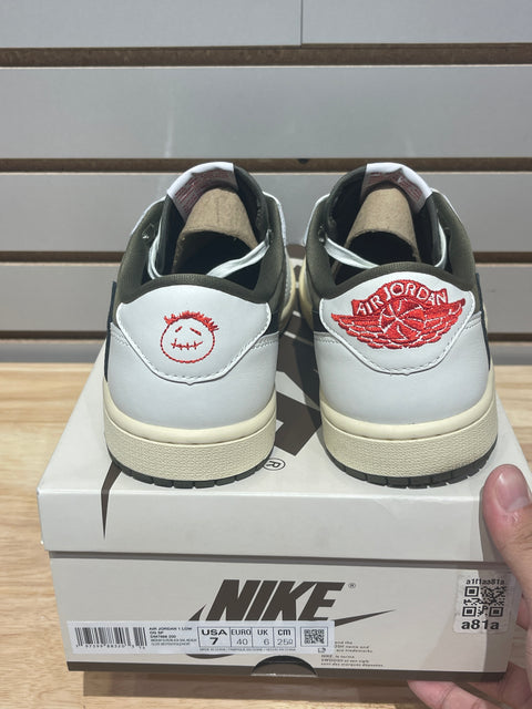 Jordan 1 Retro Low OG SP Travis Scott Medium Olive Sz 7