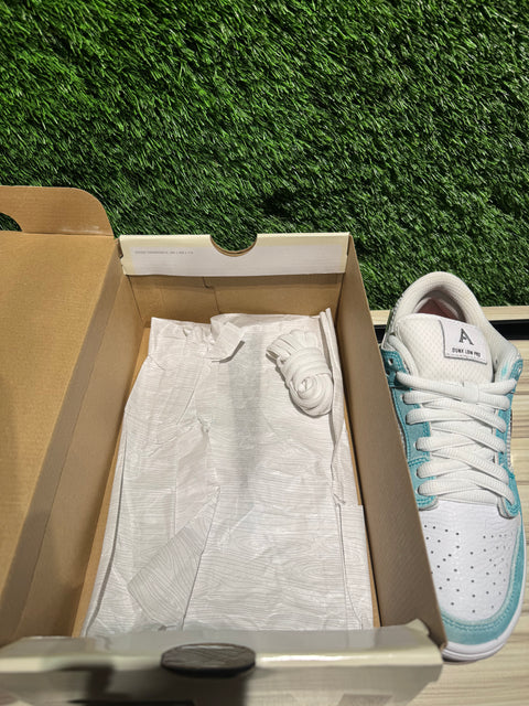 Nike SB Dunk Low April Skateboards Sz 8M