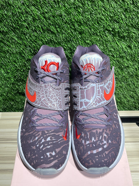 Nike KD 14 Valentine's Day Sz 10.5