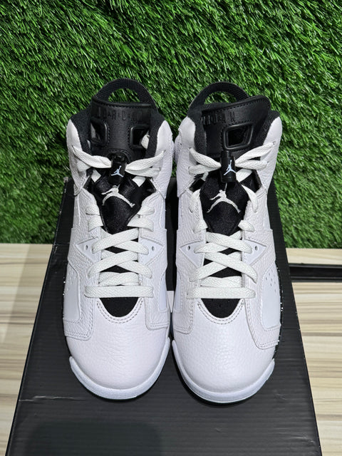 Jordan 6 Retro Reverse Oreo (GS) Sz 5Y