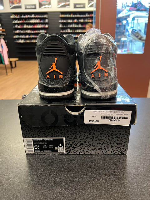 Jordan 3 Retro Fear Pack (2023) (GS) Sz 5.5Y