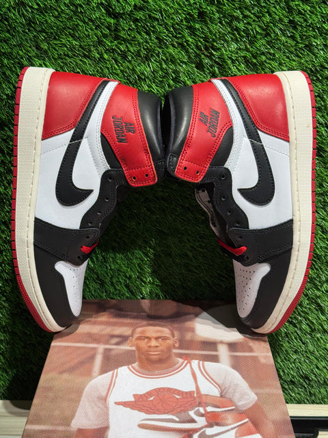 Jordan 1 Retro High OG Black Toe Reimagined Sz 9M