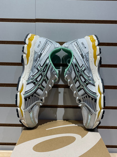 ASICS Gel-Kayano 12.1 Silver Green Orange Sz 10.5
