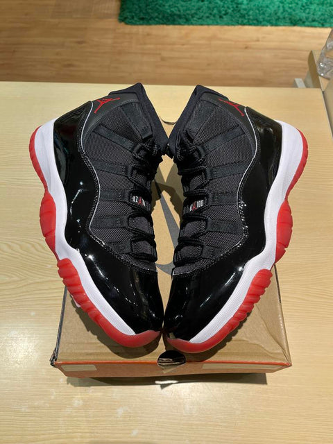 Jordan 11 Retro Playoffs Bred (2019) Sz 12