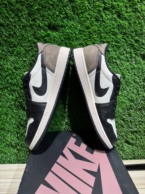 Jordan 1 Retro Low OG Mocha Sz 10M
