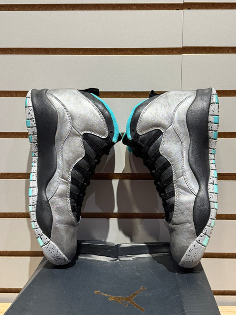 Jordan 10 Retro Lady of Liberty 30th Anniversary
