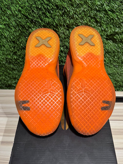 Silk Nike Kobe 10 Sz 5.5Y