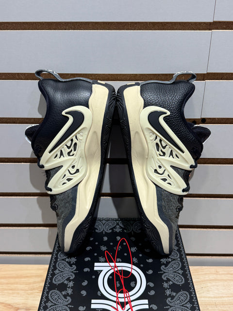 Nike KD 15 50 Years of Hip-Hop Sz 9