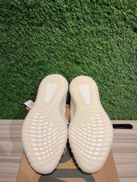 adidas Yeezy Boost 350 V2 Bone Sz 12