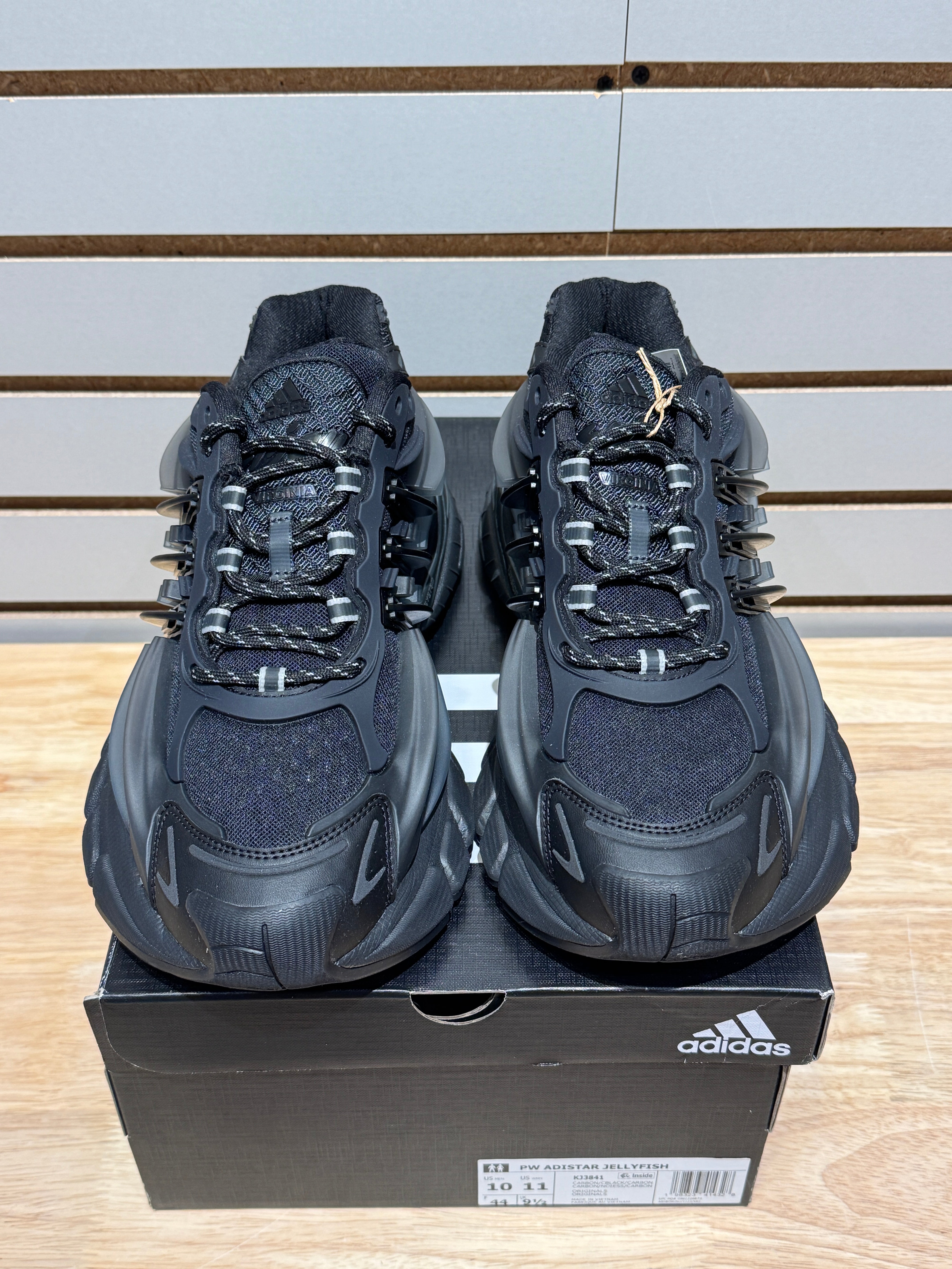 adidas Adistar Jellyfish Pharrell Williams Triple Black Sz 10