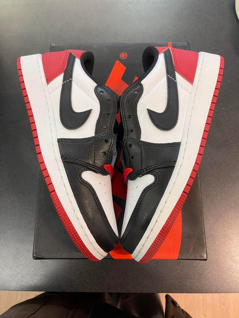 Jordan 1 Retro Low OG Black Toe (2023) (GS) Sz 6Y/7.5