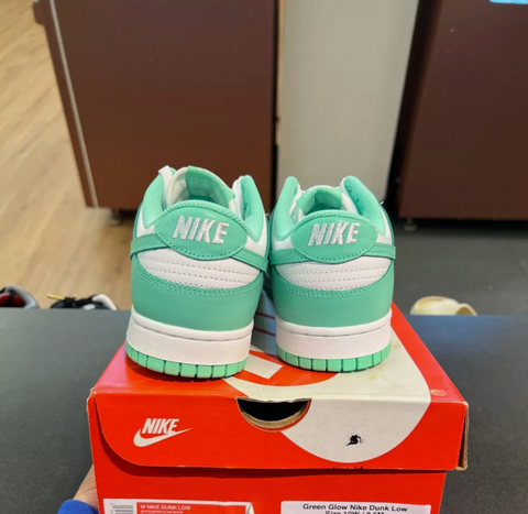 Nike Dunk Low Green Glow (W)