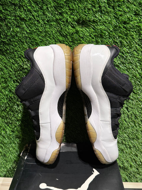 Jordan 11 Retro Low Tuxedo Sz 10M