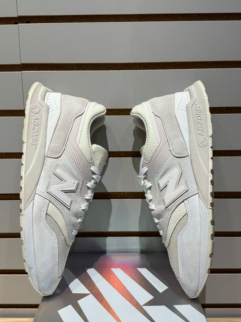 New Balance 997.5 MiUSA Kith Easter White Marshmallow Angora Sz 12