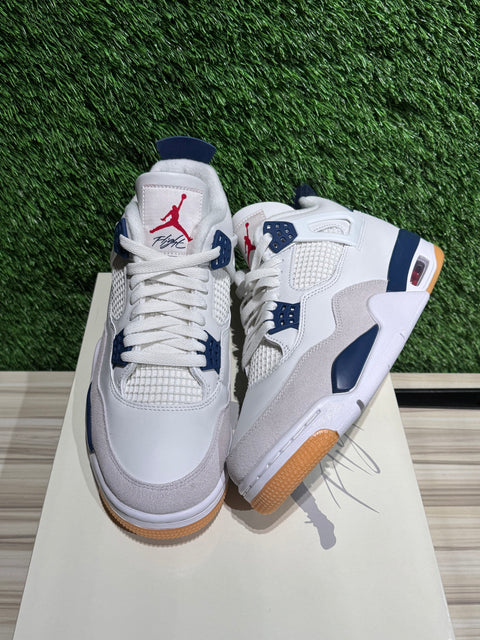 Jordan 4 Retro SB Navy Sz 9.5M.