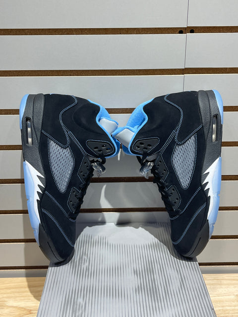 Jordan 5 Retro Black University Blue (2026) Sz 13