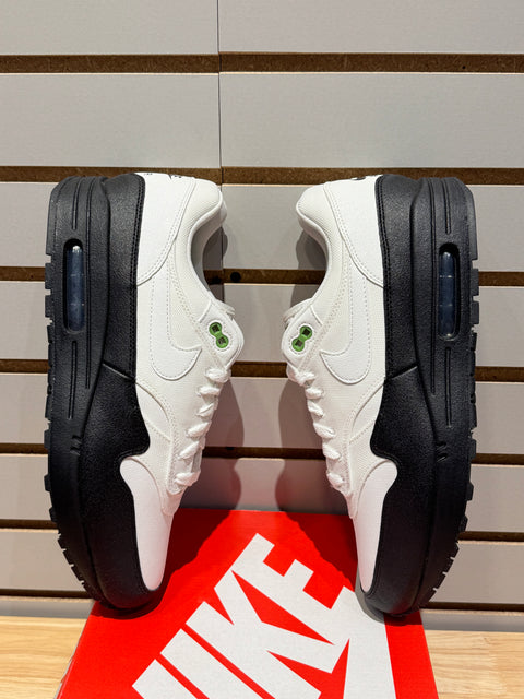 Nike Air Max 1 White Black Chlorophyll Sz 11