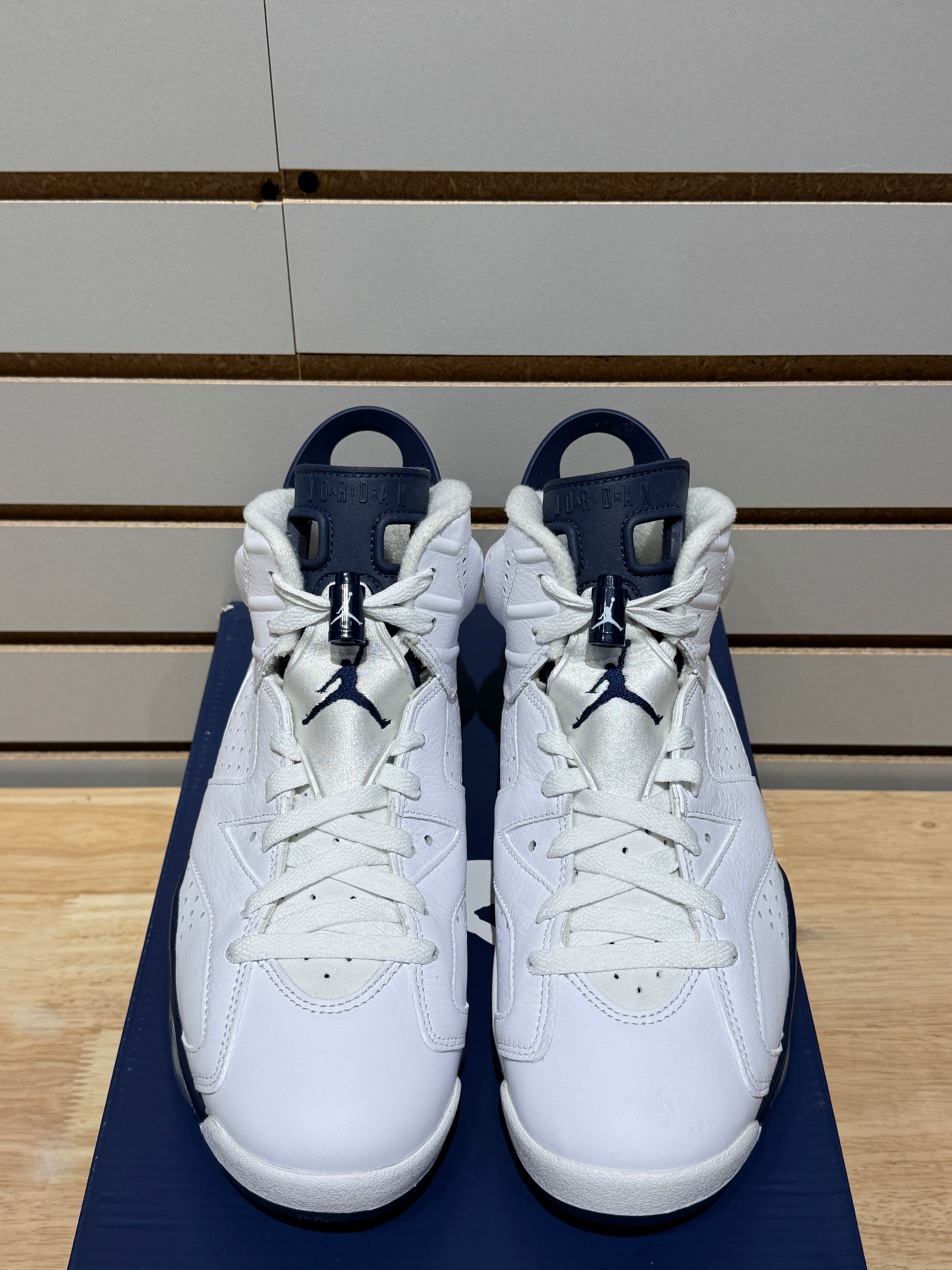 Jordan 6 Retro Midnight Navy (2022) Sz 7.5 – Sneak City