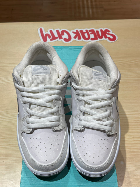 Nike SB Dunk Low White Ice Sz 7.5M/9W