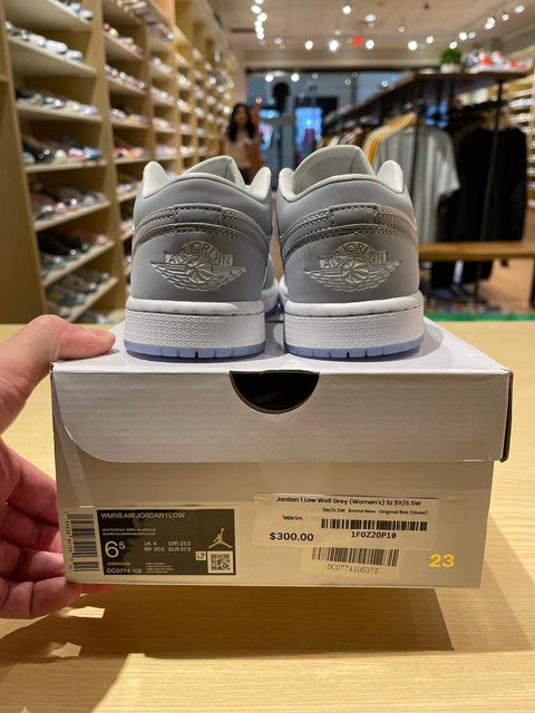 Jordan 1 Low Wolf Grey (Women's) Sz 5Y/6.5W