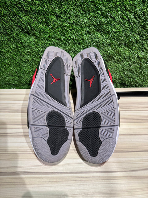 Jordan 4 Retro Toro Bravo Sz 12