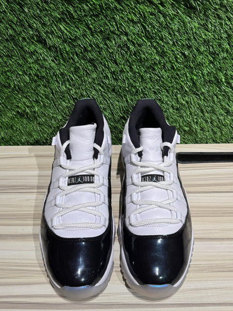 Jordan 11 Retro Low Iridescent