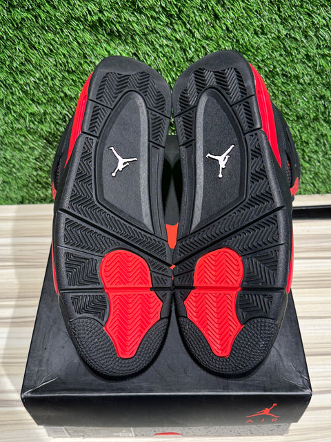 Jordan 4 Retro Red Thunder Sz 9