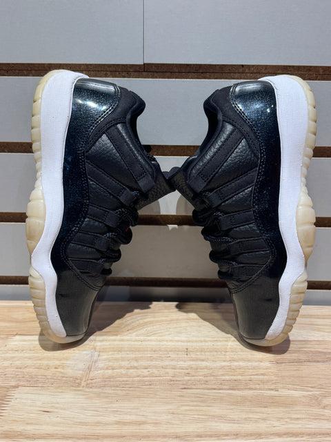 Jordan 11 Retro Low 72-10 (GS) Sz 4Y