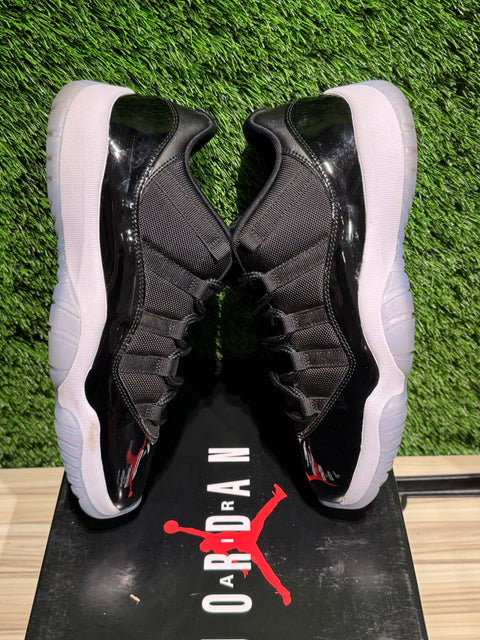 Jordan 11 Retro Low Space Jam Sz 10M