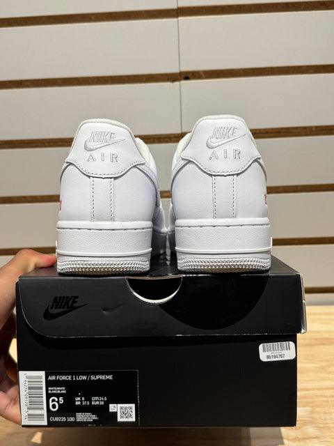 Nike Air Force 1 Low Supreme White Sz 6.5M