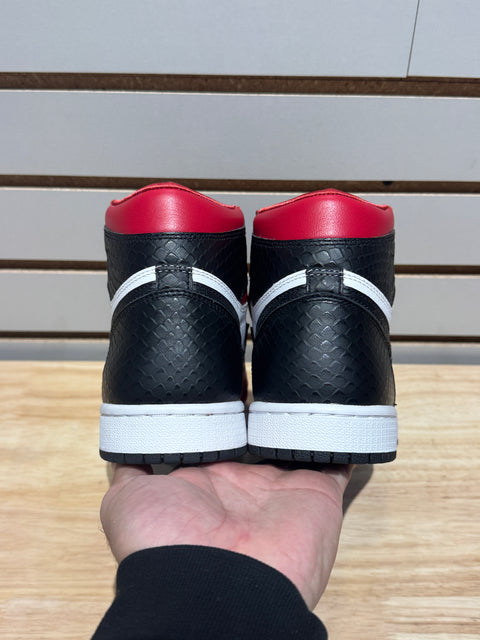 Jordan 1 Retro High Satin Snake Chicago (Women's) Sz 5.5M/7W