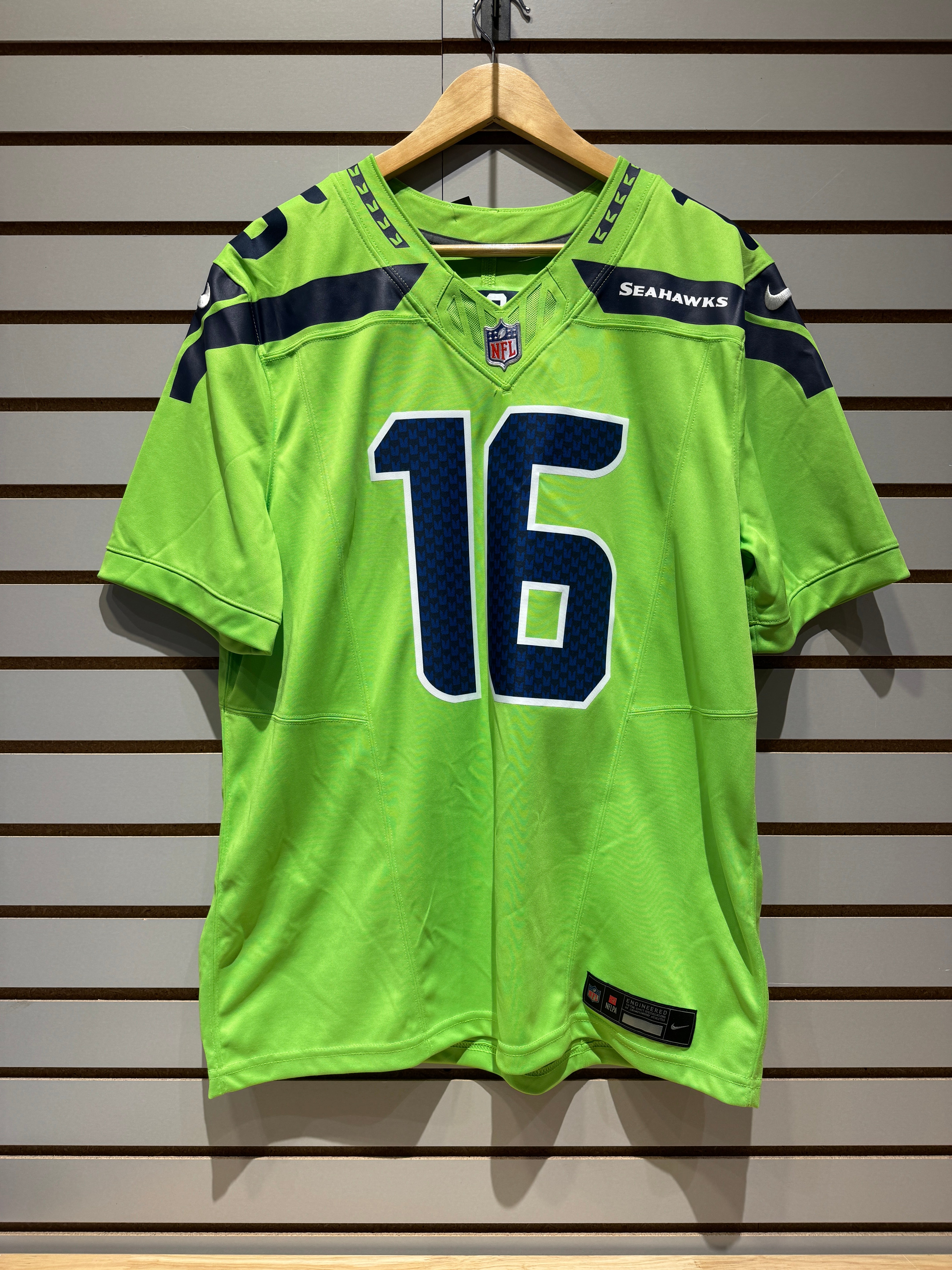 Tyler Lockett Seahawks Neon Jersey Nike Size Large Engineered
