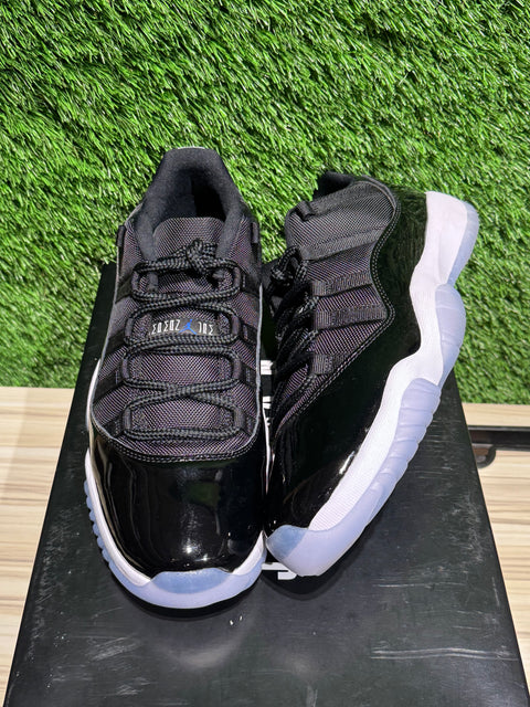 Jordan 11 Retro Low Space Jam Sz 10M