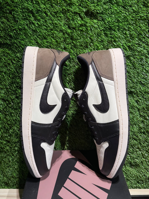 Jordan 1 Retro Low OG Mocha Sz 12M