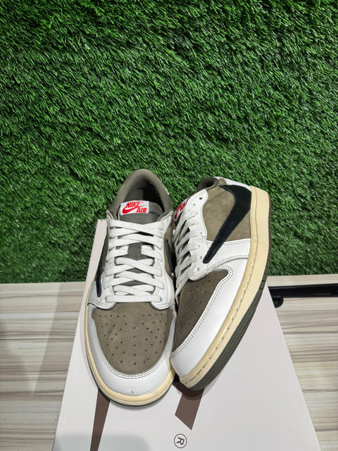 Jordan 1 Retro Low OG SP Travis Scott Medium Olive Sz 10.5