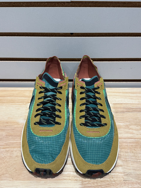 Nike Waffle One SE Golden Moss Sz 12