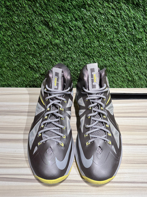 Nike LeBron X Canary Sz 10